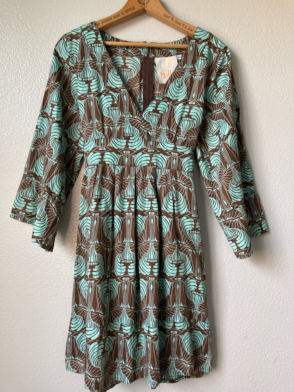Tulle Los Angeles V neck Empire Waist Dress Art Deco Print Dress Tie back sz XL